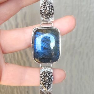 New Labradorite 925 Silver Bracelet.